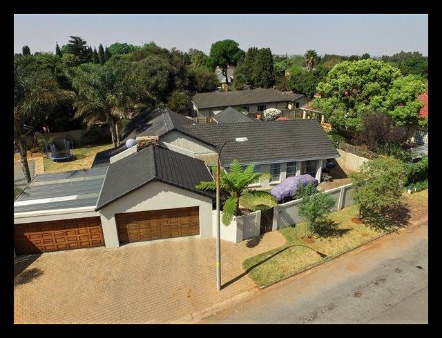 3 BEDROOM HOUSE FOR SALE IN BIRCHLEIGH